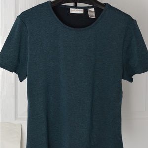 Women’s double knit tee shirt. (Brand New)